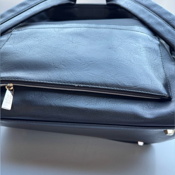 BÉIS The Backpack Diaper Bag – Black – Multi-Function Baby & Travel Backpack - Picture 12 of 16